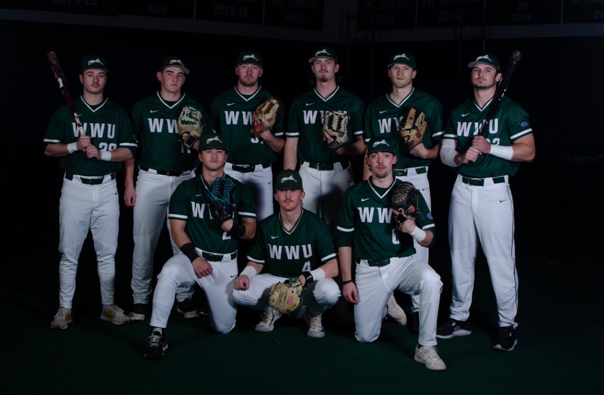 wwuowlsBSB's tweet photo. Happy Senior Fay Owls Fans! Today we celebrate the amazing seniors who have made our program so great! Senior recognition will be in between Game 1 and Game 2 this afternoon! https://t.co/nonfofRE4p