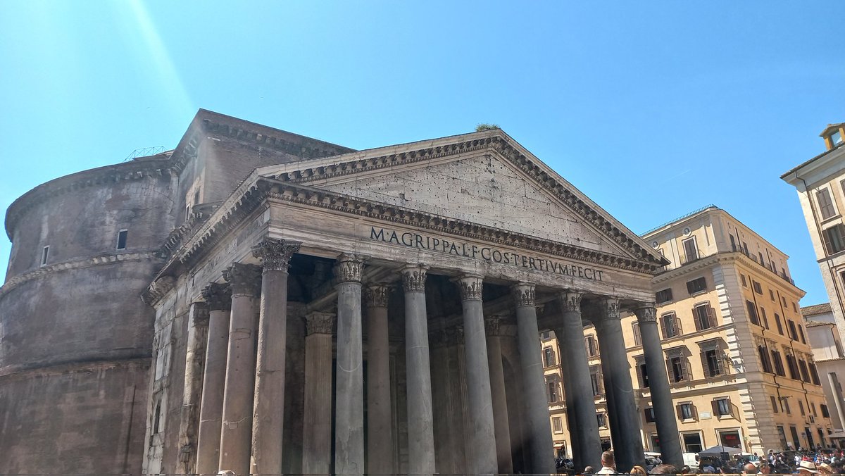 Grandiosità..

#art #travel #tourism
#Pantheon #thisisRome 💙