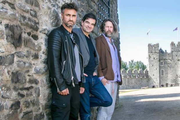 Then we have @hothouseflowers at 3PM. Delighted to welcome Peter @POTMusician2020 Liam @lliamm7 and Fiachna @fobraonain to play a few songs! They'll have records for sale on the day too!!