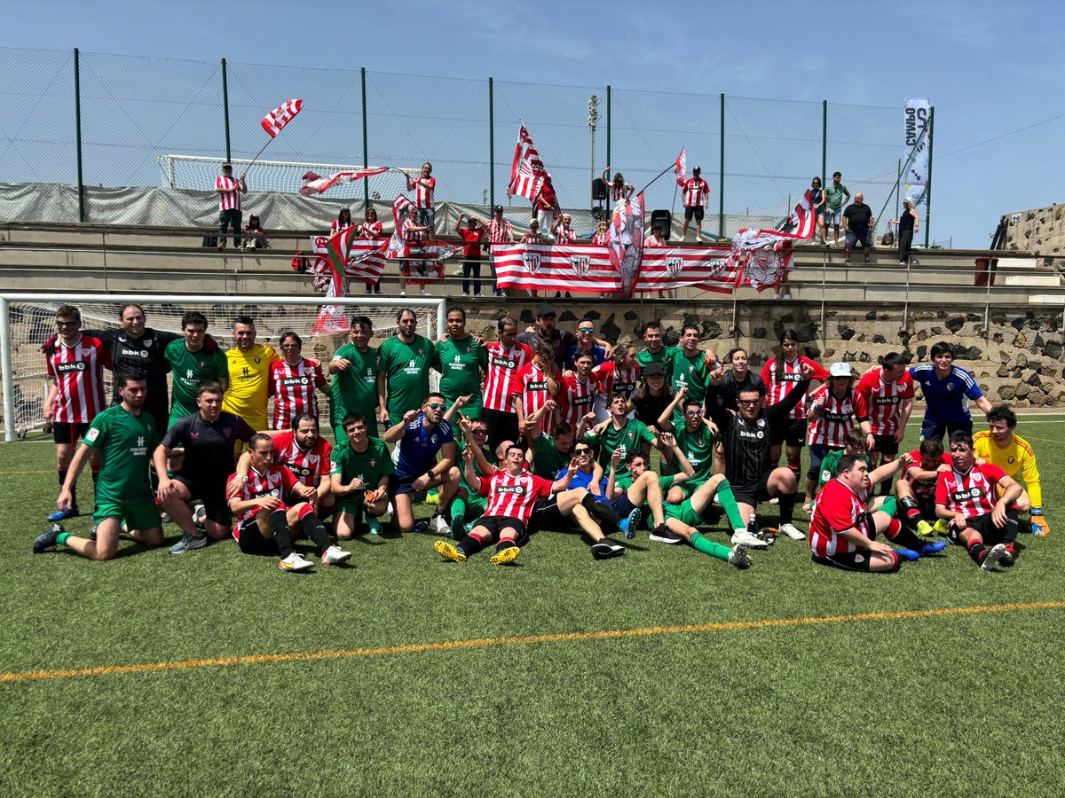 Osasuna's tweet photo. ❤️ GENUINE | Victoria en el primer partido de la fase de Tenerife por 0-3 ante el @AthleticClub.

👏 Por la tarde, los rojillos se medirán a la @UDLP_Oficial. https://t.co/c6IOJLOxHn