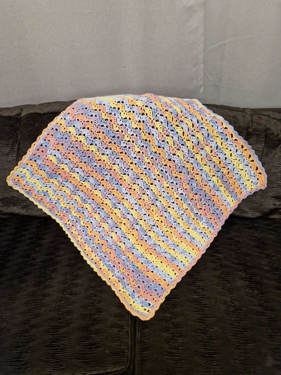 Just finished a baby blanket for my friend's new baby girl using a pattern from @JaydaInStitches with @LionBrandYarn Ice Cream yarn in Parfait. The photo doesn't do it justice - it's a lovely pattern and gorgeous yarn! #crochet #babyblanket