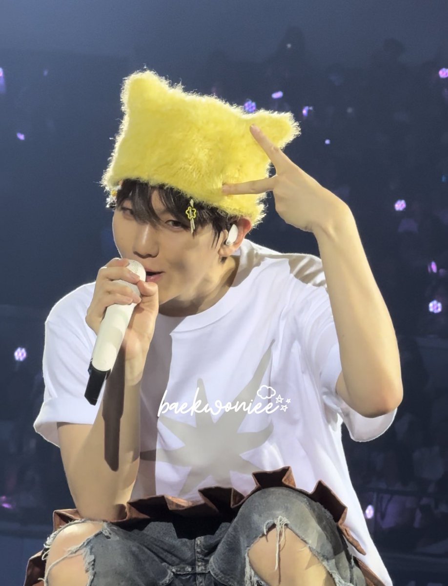 EN7ernally's tweet photo. thank you for today, my @B_hundred_Hyun  🤍✨ i love you always 🫶🏻

#LONSDALEITEinMANILA
#LONSDALEITEinMNL 
#BAEKHYUNinManila
#2024BAEKHYUNASIATOUR
#Lonsdaleite #BAEKHYUN #백현 @BAEKHYUN_INB100 @INB100_official https://t.co/HBW0eVe4Ho