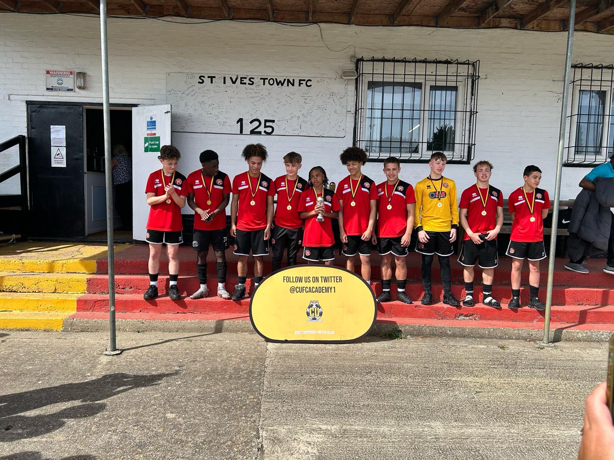CONGRATULATIONS to our U14s who won the 'Amber Cup' this morning competing with @NTFC_Academy @CambridgeUtdFC @AFCWimbledon @WatfordFC 🏆