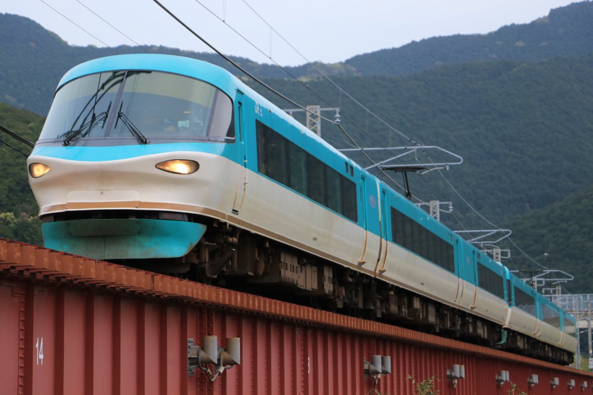 本日のオーシャンアロー くろしお11号61Mとくろしお30号6080M