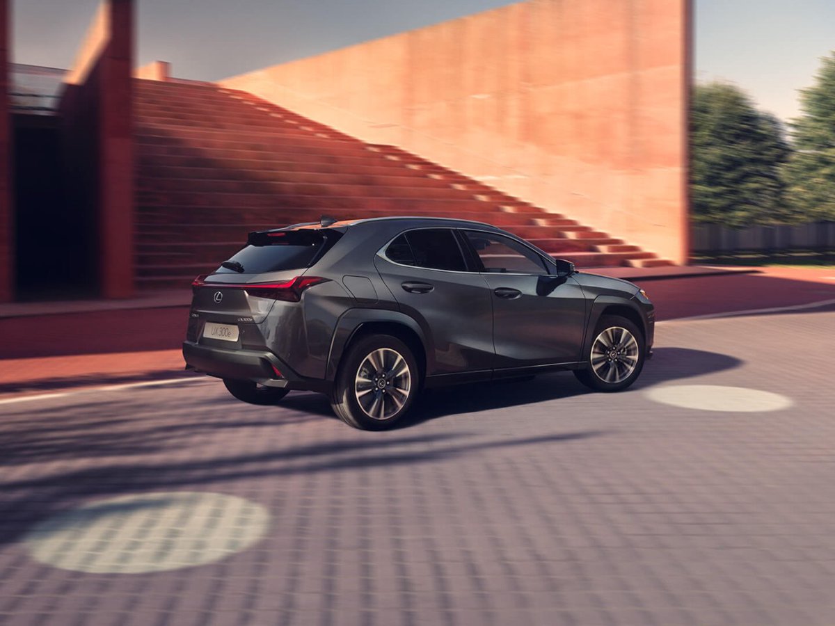 Experience safe driving like never before with the Lexus UX 300e. #Lexus #LexusUX300E #LuxuryCar @LexusUK