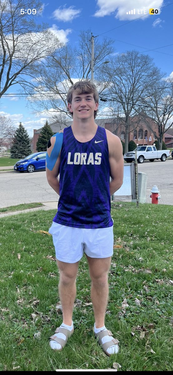 I am extremely excited to announce my commitment to Loras college to continue my academic and track & field career. I would like to thank my family, friends, and coaches for their support along the way. Go Duhawks💜💛