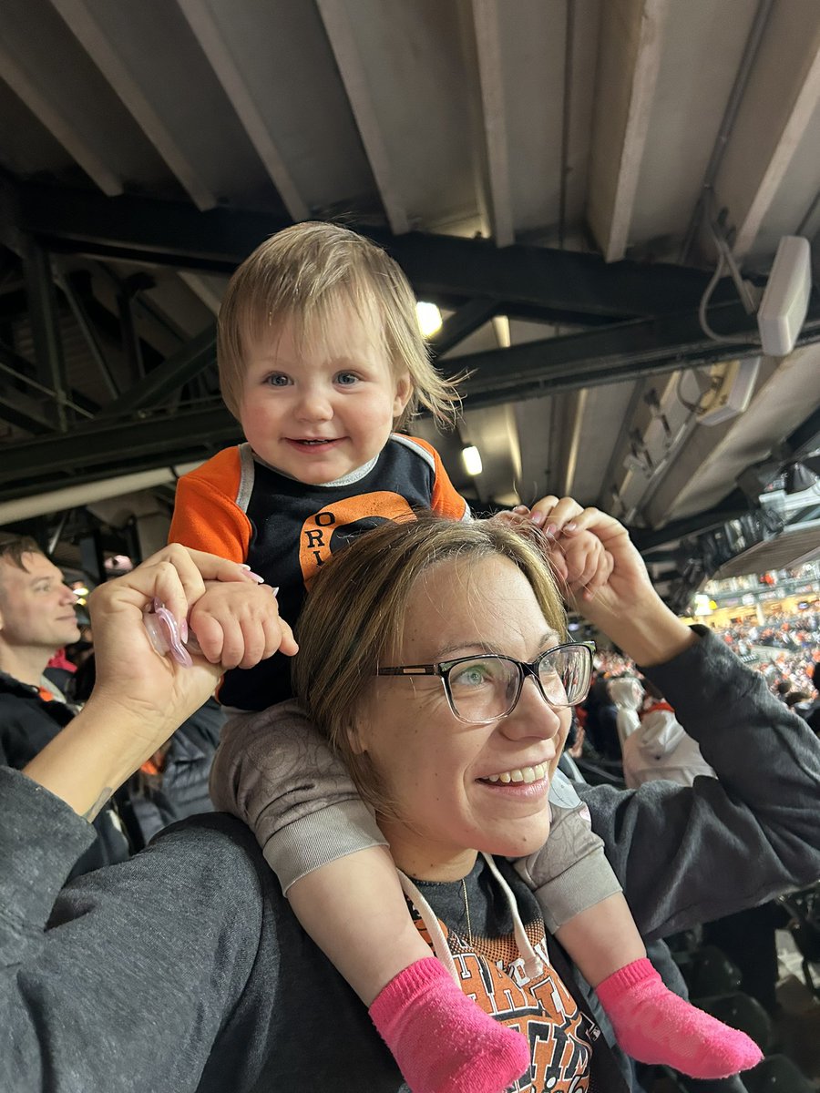 idkimcasey's tweet image. but also how freaking cute is she? #firsttimer #Birdland