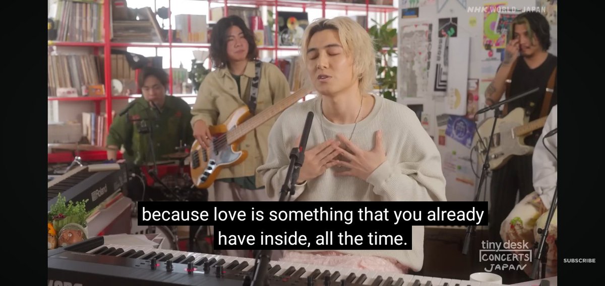 blueaircat's tweet photo. fujii kaze npr tiny desk (2024) https://t.co/7s8ckOdWRx