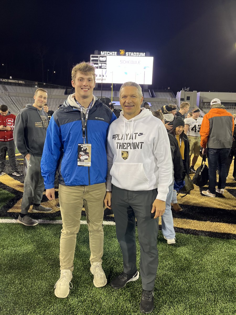 Had a great time visiting @ArmyWP_Football this weekend, enjoyed meeting with coaches and watching the spring game! @CoachBPowers @MikeViti @CoachJeffMonken @Oakley_Watkins