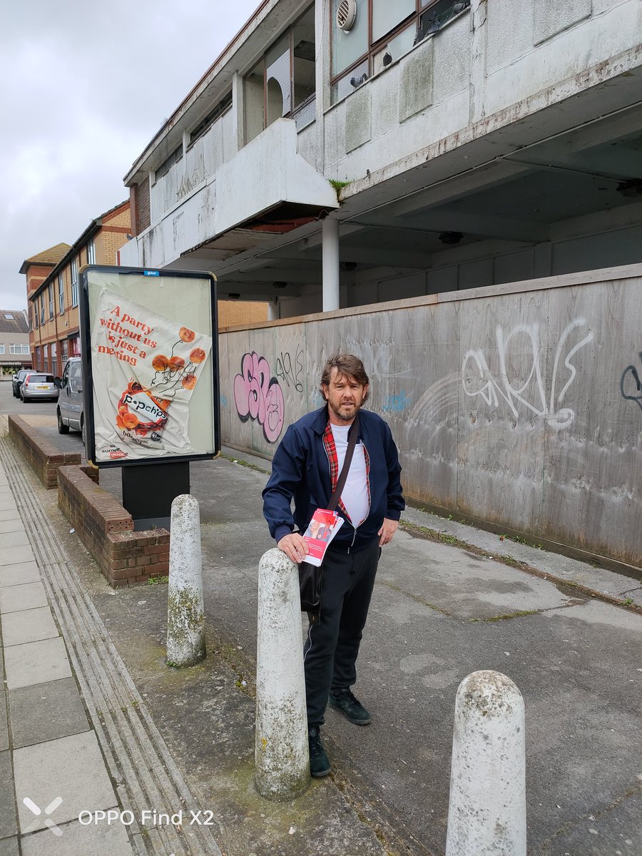 Residents in North End tell me they're very concerned that this building has been an eyesore for too long. Why have the Lib Dem run council done nothing about it? @PompeyLabour are looking to regenerate these parts of our city.