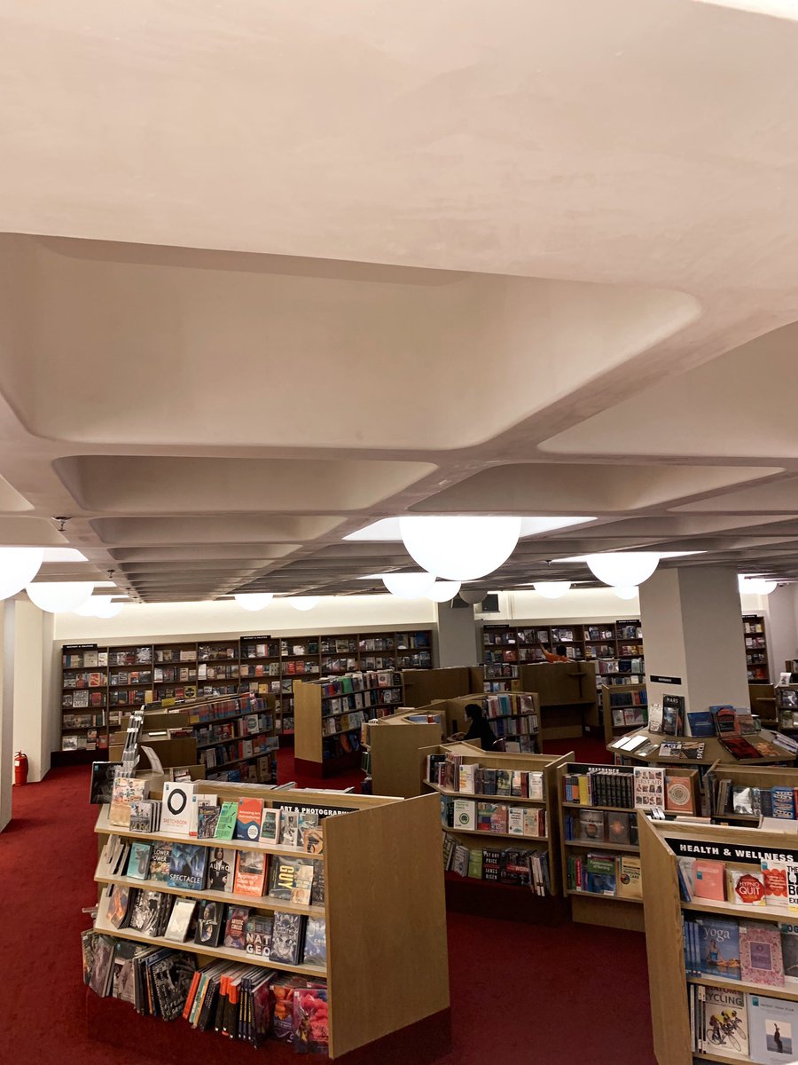 alslvclvd's tweet photo. being a journaling enthusiast and book lover, this place is a must-visit every time i'm in KL 📚✍️✨

— cute stationery shops and unique bookstores around KL✨📚🇲🇾 https://t.co/7eGBIDUqKF