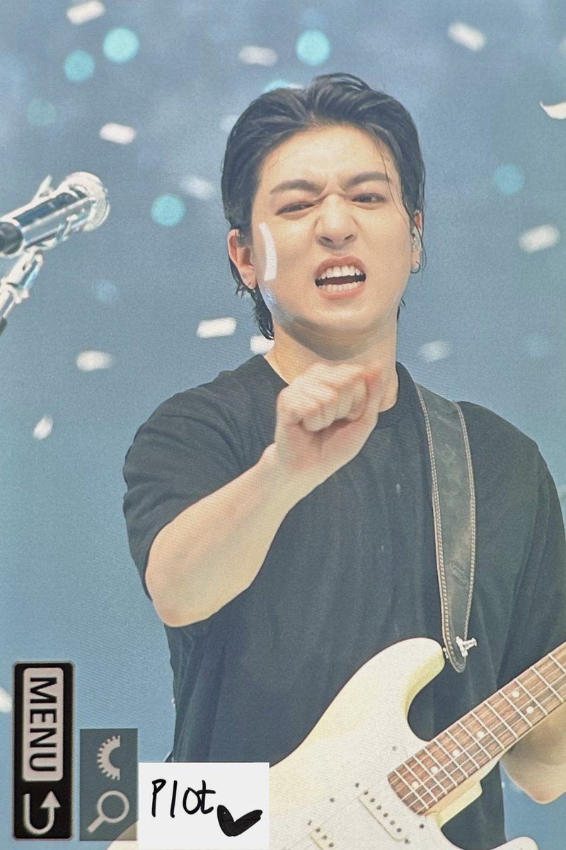 plot_116's tweet photo. 240413 #성진 #박성진 #DAY6

그런 날이 있을까요
성진이가 컨페티 잡는 날이요 https://t.co/DF8zCJjvJh
