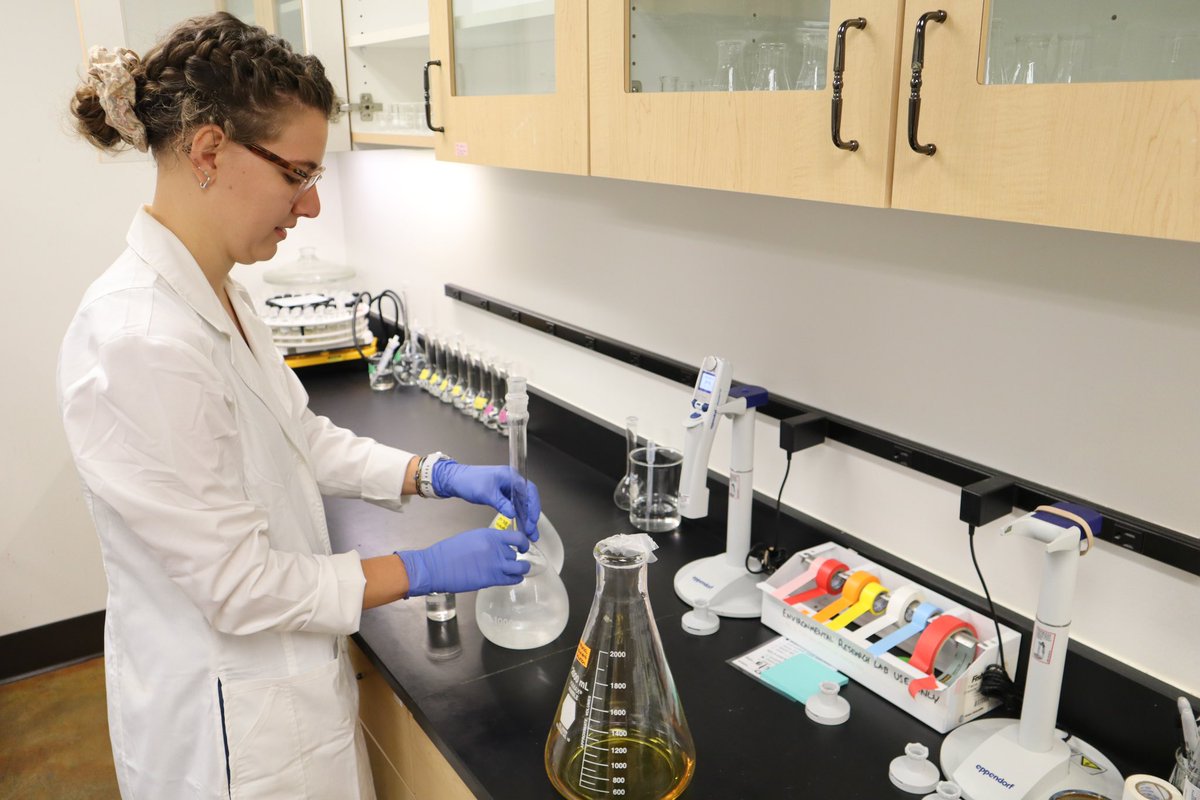 We’re hiring a Lab Technician III at @ADK_Watershed. The position is focused on our state certified analytical chemistry lab. We’re looking for someone passionate about protecting clean water. Learn more and apply here -> paulsmiths.edu/humanresources…