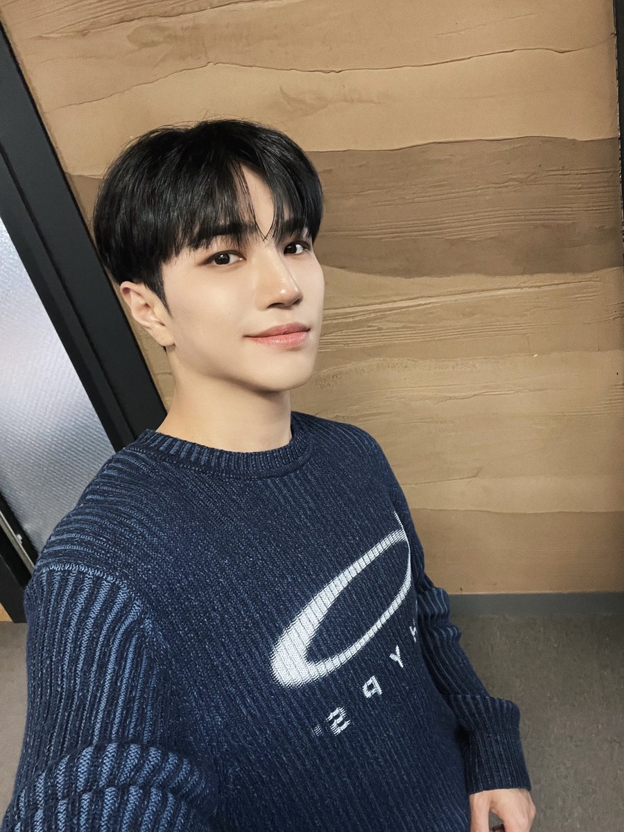 VannerOfficial's tweet photo. [#태환]

💙💪

#VANNER #배너 #TAEHWAN https://t.co/xE3WxElen4