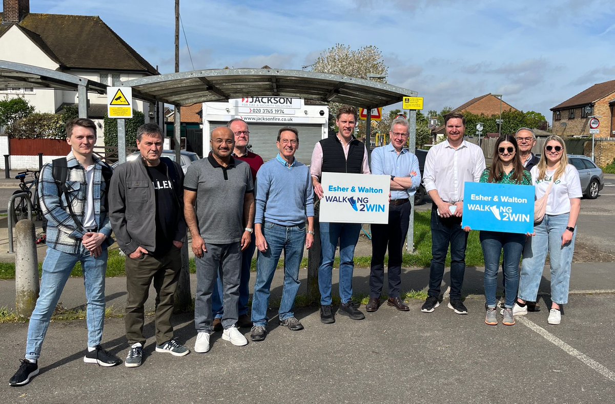 Great morning out in Elmbridge with @john_cope, Rt. Hon. @michaelgove and @EsherWaltonCons. Here’s some of the team out today ⬇️ 📸: @lukerobertblack, @alisciabutler, @littlemisscoul