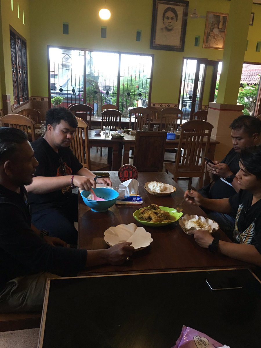 Gst Ngr Giovana PP tweet media