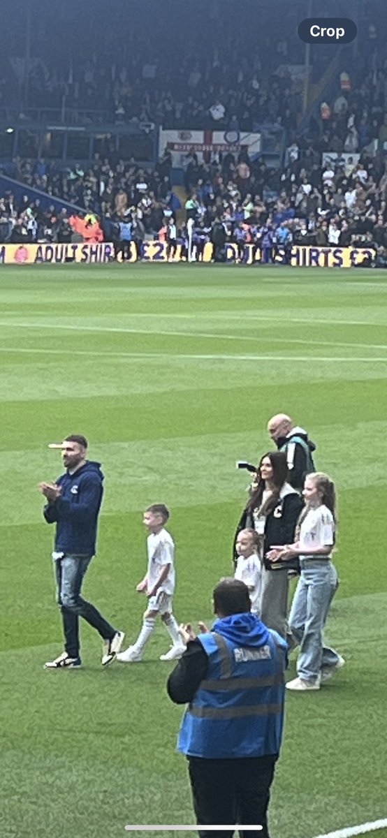 Stuart Dallas. God bless you! It’s been emotional. 💛💙MOT #LUFC