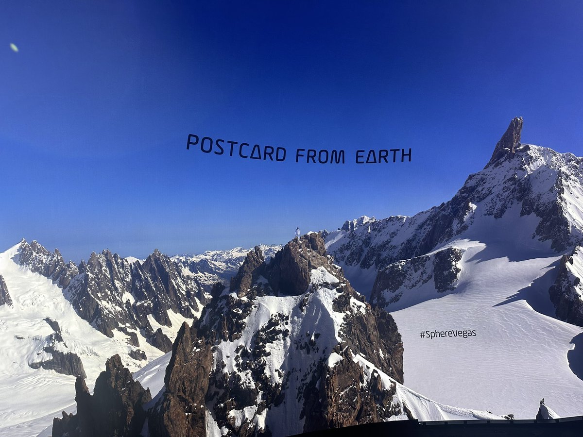 melanielobue's tweet photo. Postcards from Earth keeps the rest of Vegas somewhat grounded. And it feels like flying. @SphereVegas https://t.co/j9f6i3PEse