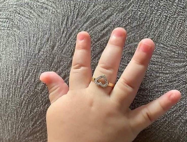 💎✨  Introducing our Heart Shape Natural Diamond Baby Ring - a dainty delight crafted with love and care.💎✨

💍Adorn your little one's tiny fingers with a touch of sparkle and charm!💍

#babydiamondring #diamondring #kidsjewellery #kidsring #babydiamondringmumbai