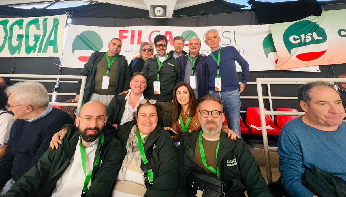 FilcaCislBas's tweet photo. Inizia al PalaTiziano di Roma l’Assemblea nozionale delle delegate e dei delegati Cisl su salute e sicurezza nei luoghi di lavoro.  “Fermiamo le stragi sul lavoro” e prevedere maggiore #formazione in #edilizia #Fermiamolasciadisangue
#BASTASTRAGINEICANTIERI https://t.co/AVKEsN9otp