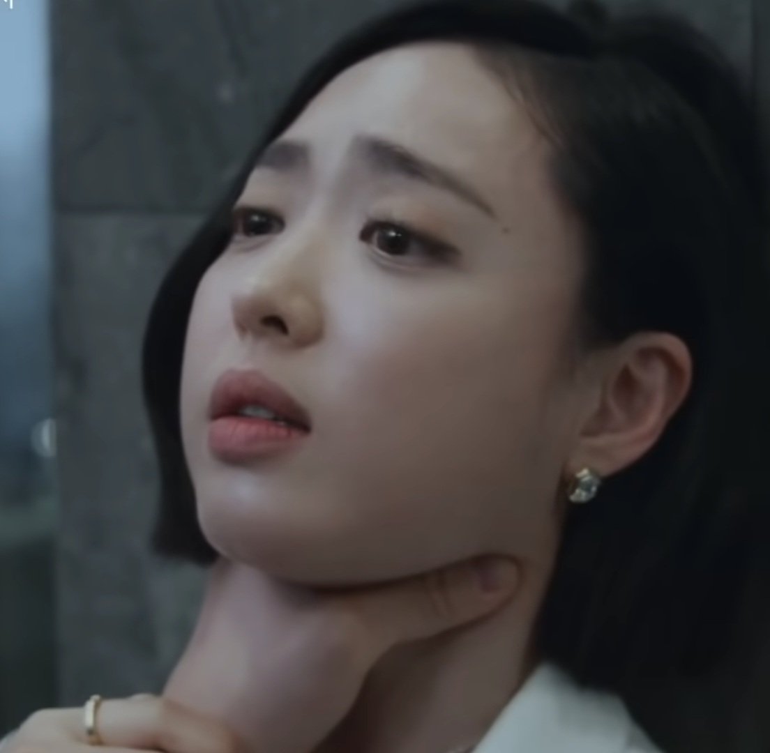 delight_4718's tweet photo. She's really strangled... I want to press her neck until she fainted.. https://t.co/xv8GmJzhzc