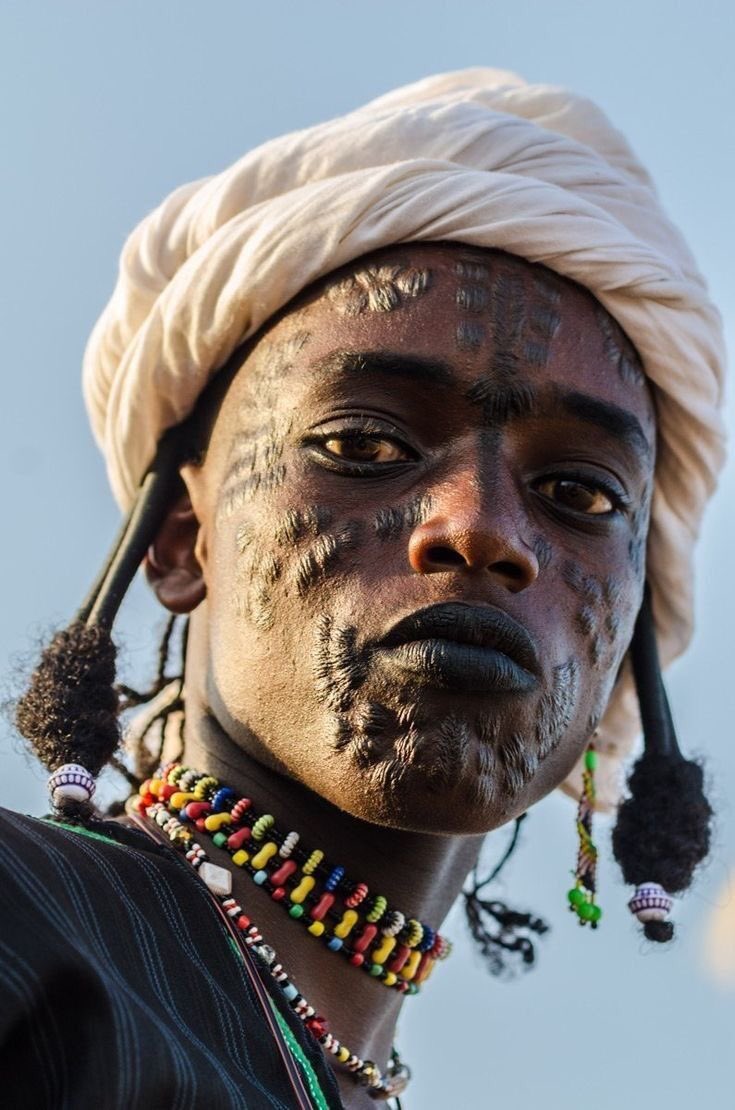 LaVoixDuTchad's tweet photo. Les marques tribales autour du Lac Tchad
Au Niger, Cameroun & Tchad, les marques tribales ne sont pas que de l’art. Elles racontent des histoires de résilience et d’appartenance. Quelle est leur signification dans votre tribu? Partageons nos histoires
#LVTD https://t.co/JlogvOoVV3