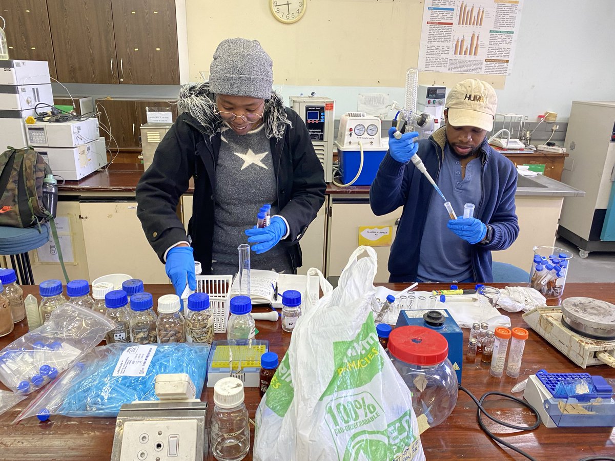 NjobehPatrick's tweet photo. On field trips, visit to the Muwah Palace, in d lab, public lecture etc. https://t.co/4hB8w30i7G. #Research indeed is fun. @Mizzou @ugent @go2uj @sciensano https://t.co/qYqUa5g5Jx