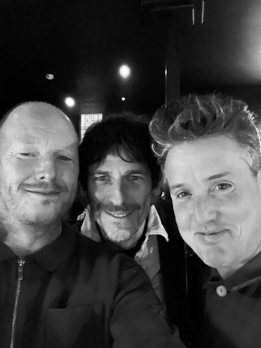 A great night with the Southampton massive <a href="/iamDavePen/">Dave Pen</a> <a href="/JamesRogers79/">James Rogers</a> <a href="/PaulDraper/">Paul Draper</a> <a href="/archiveofficial/">Archive</a> <a href="/BirdPen/">BirdPen</a>