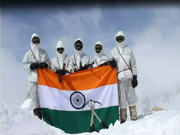 Indian Army marks 4 decades of presence in Siachen glacier

#IndianArmy #SiachenGlacier 

businessinsider.in/defense/news/i…