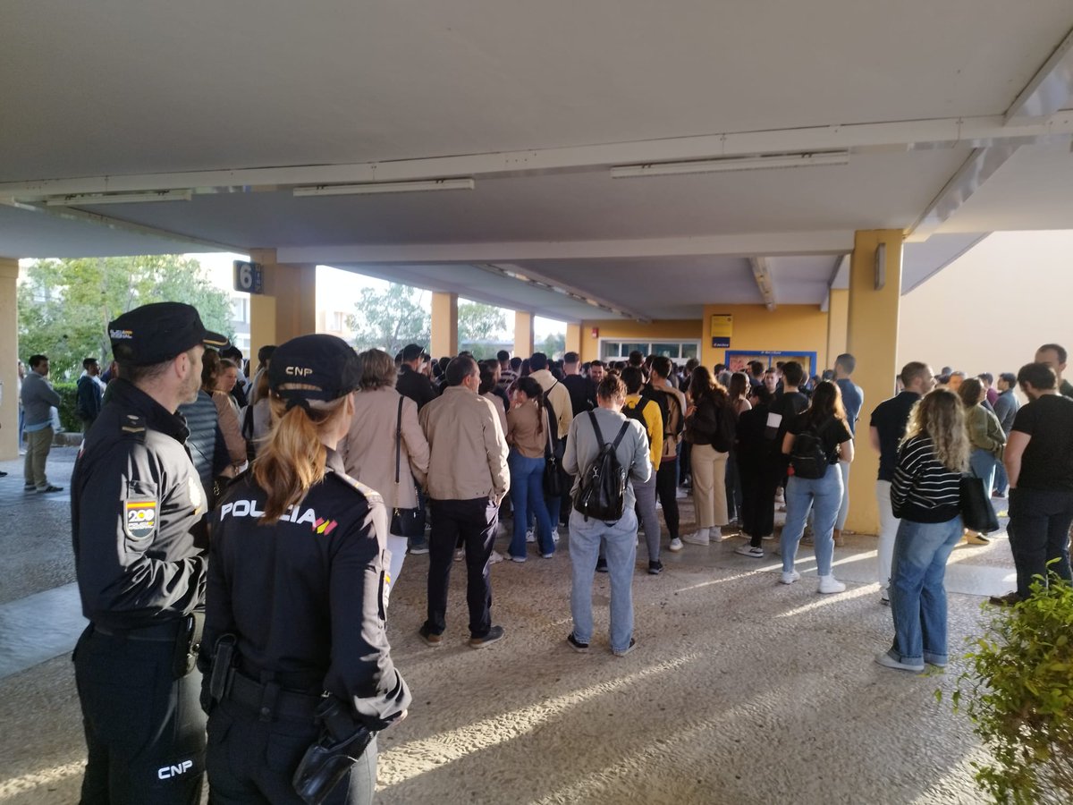 Policía Nacional tweet media