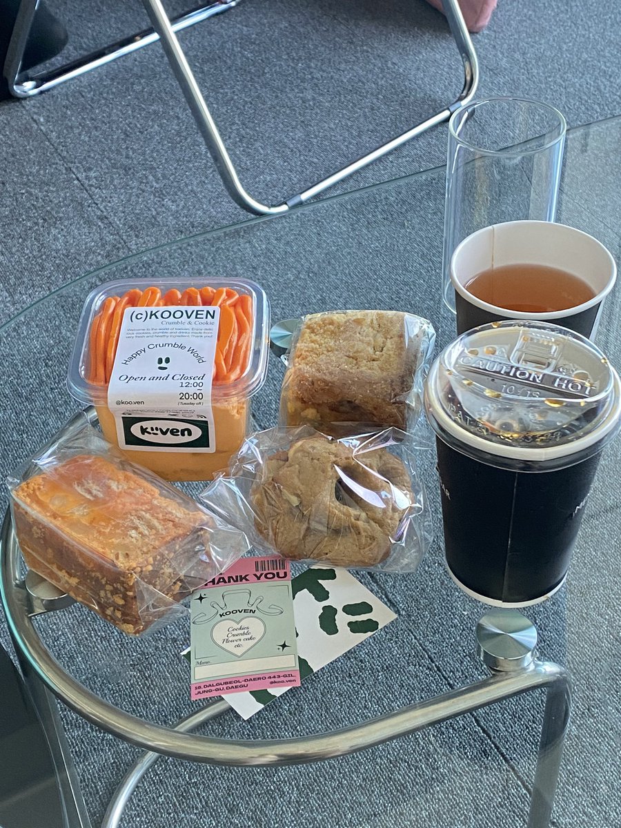 봄날의 햇살같은 언니들..🤍
<a href="/solsol_yy/">솔솔</a> 
<a href="/Yany01234/">Yany</a>