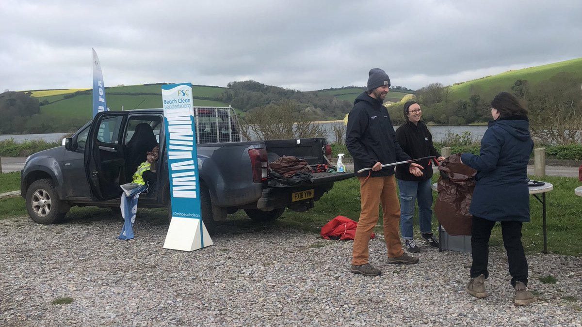 FSCSlaptonLey's tweet photo. Come along to our beach clean today! Slapton Sands Memorial Car Park from 9:30-12:30, no need to stay the whole time &amp; don’t worry if you haven’t booked. Bring gloves &amp; enthusiasm, all other equipment provided. Free parking &amp; icecream from @StartBayInn #thingstodoindevon https://t.co/iunAIzdOcg