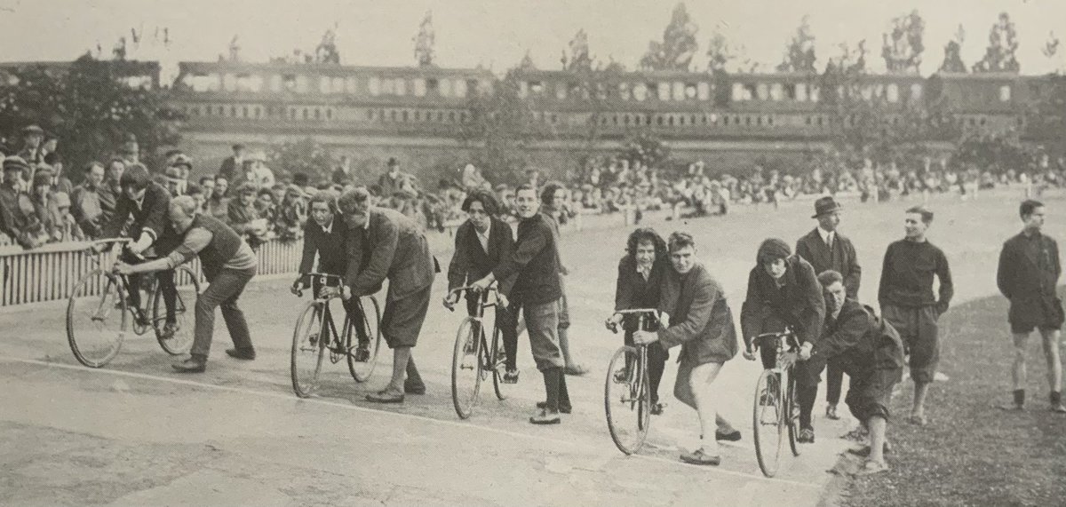 The first ever women’s track race at Herne Hill promoted by Rosslyn Ladies, 1927.