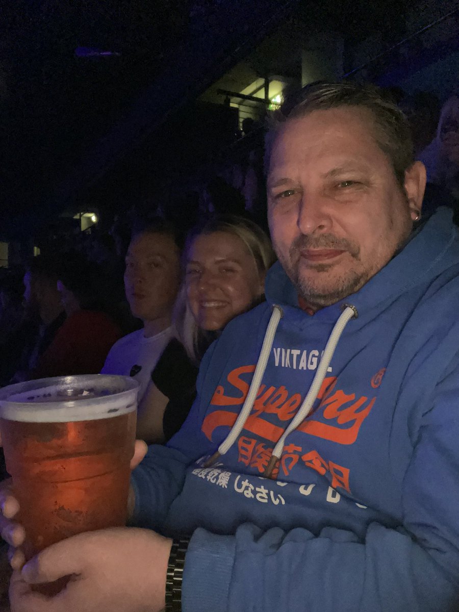 LenhamEmma's tweet photo. @JamesBlunt you were amazing!! And @LucySpraggs  @aoarena Manchester https://t.co/rzDqix0IIJ