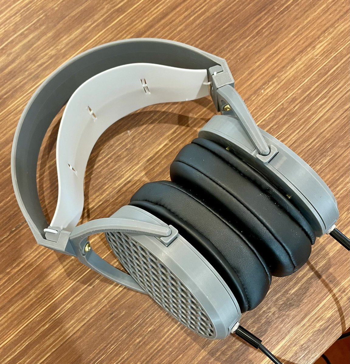 Project complete! 3d printed headphones from @VariableStatic. Sound pretty good to me - need more time listening to be sure, and I also need to modify the headband to make it fit my giant head for greater comfort.