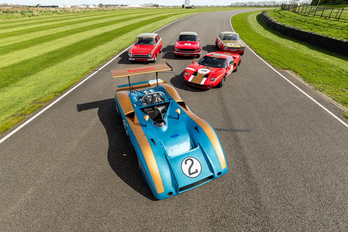 GoodwoodRRC's tweet photo. The @AlanMannRacing cars are looking glorious at #81MM. Alan Mann Racing ran #Ford Mustangs and were crucial in the development of the GT40. The 1969 Open Sports Ford will also appear in the much-anticipated #CanAm demo.

📸 Joe Harding https://t.co/yjtA0kh1GJ