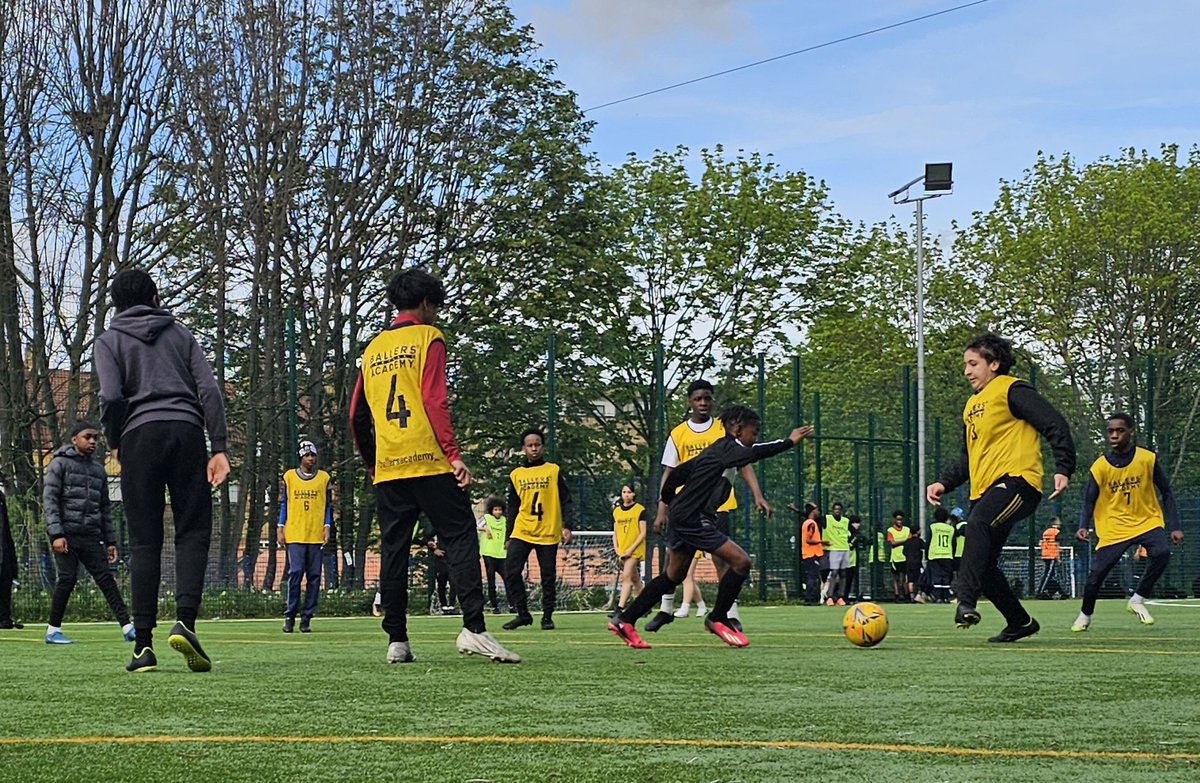 𝐓𝐨𝐮𝐫𝐧𝐚𝐦𝐞𝐧𝐭𝐬 ⚽️🔥 Our first @lb_southwark #HAF teen holiday programme drew an impressive crowd, with over 100+ teenagers participating in our lively inaugural football tournament. #haf2024