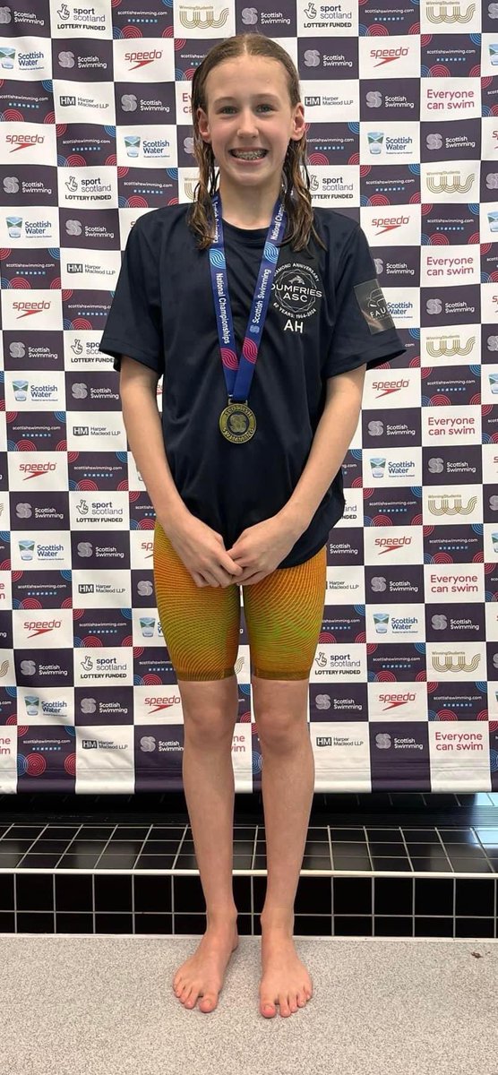 🏅Friday Medals  - HDW🏅
1500m Freestyle  Finlay Hiddleston picking up the 🥉medal with a massive PB
 14-16yr girls 4x 100m freestyle (Molly, Amber, Anna, Millie) 🥈
400m Freestyle 14yr girls - Amber Hinton🥇
#snags2024 #teamdasc