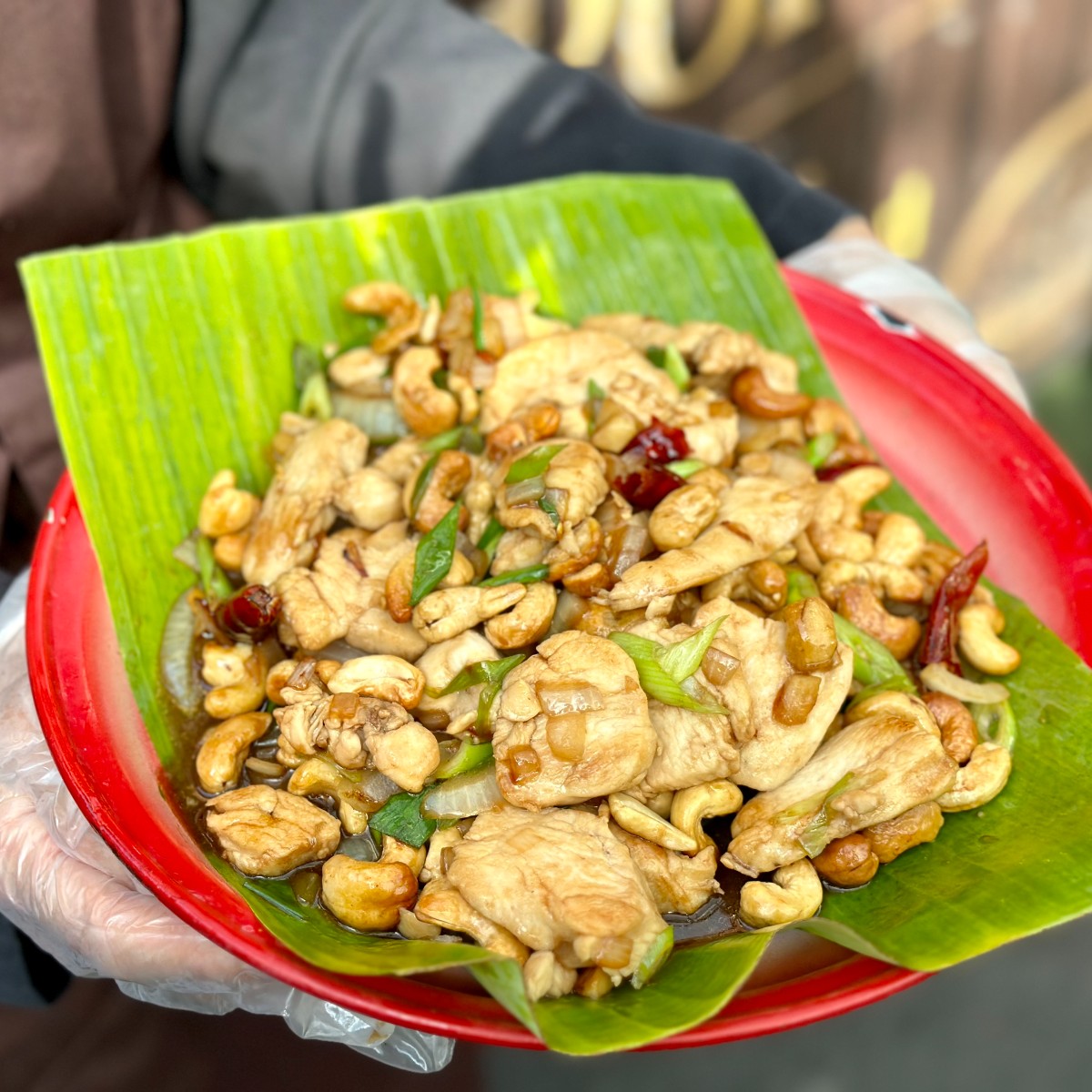 Wishing everyone a Happy 'Songkran' - Thai New Year! To celebrate, Worawan of @khanomkrok and @rayagrocery shared her Thai-style chicken with cashews recipe. Head to our Instagram page to see how she makes it: brnw.ch/21wIMv7