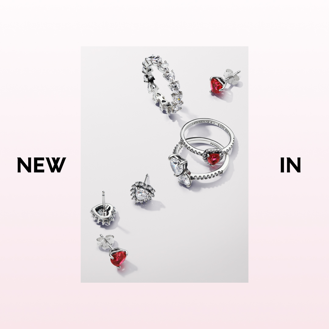 We’re loving these styles and so will you. 💖 Shop now: to.pandora.net/D8Ulhw