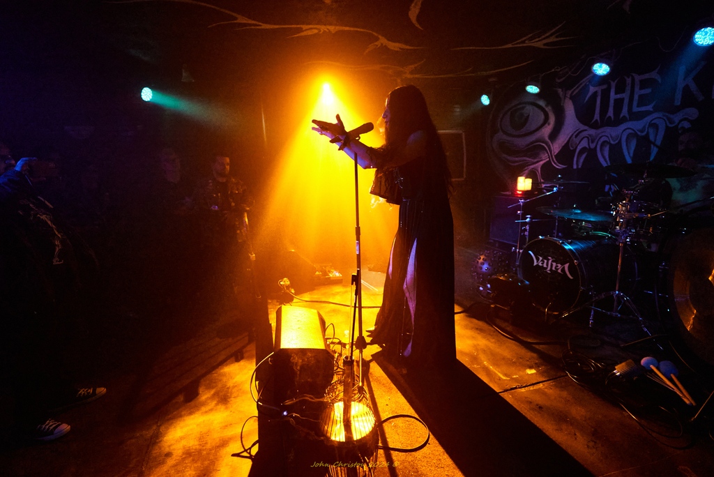 This colors all together in this shot are so beautiful!⁠ ⁠ Photo @JohnChristouPhotography⁠ ⁠ #livemusicphotography #livemusic #vajra #ritual #conjuring #summoning #metalchurch #gothicprog #color