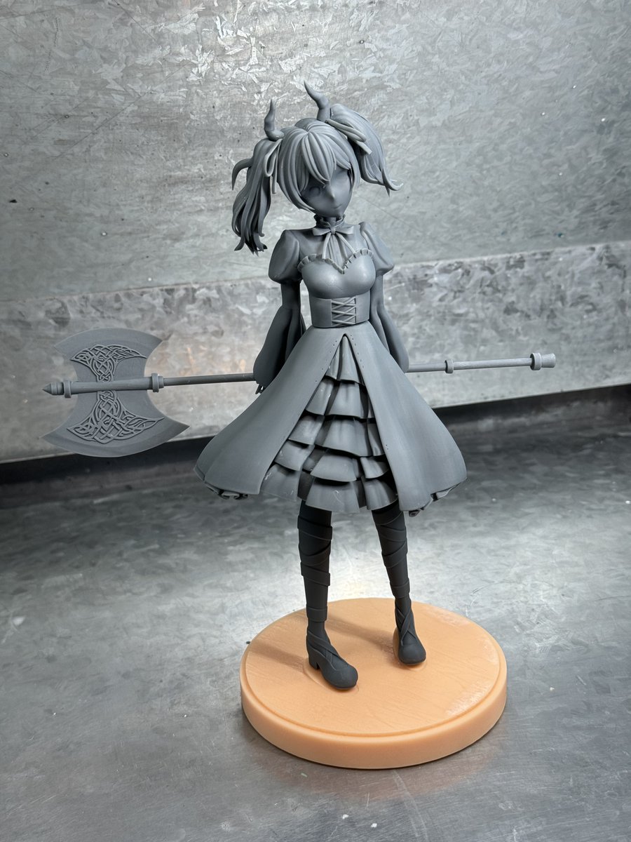 WIP リーニエ フィギュアの分割と、仮出力をしてみました。 サイズは1