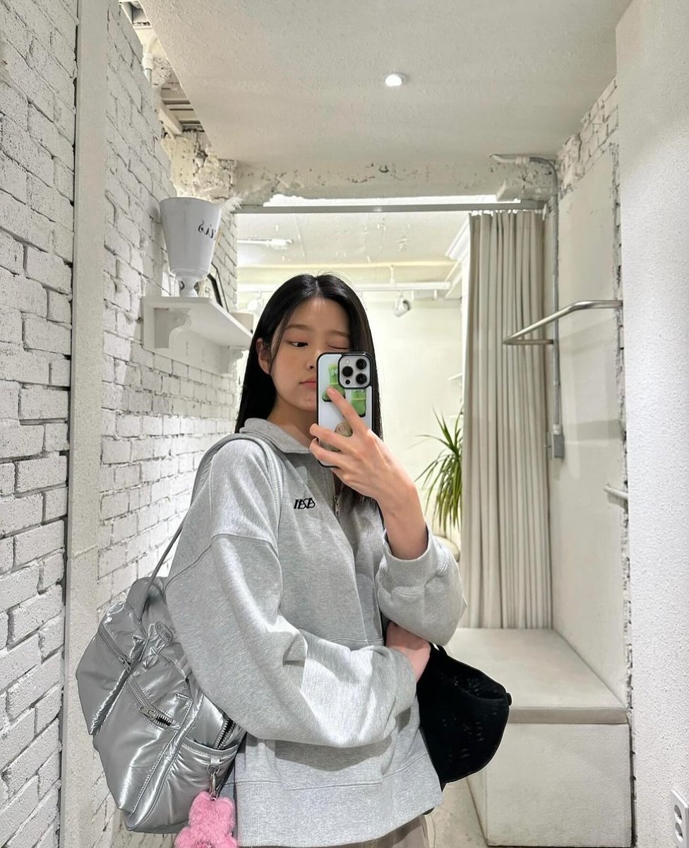 minjufiles's tweet photo. Mingstagram update ♡ https://t.co/P6ydyeqoBf