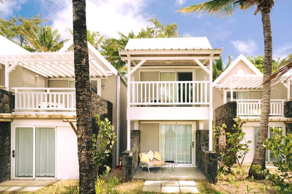 TAGTravel_Za's tweet photo. Leave the Winter blues and get your attitude on!
โ๏ธquote@hashtagholidays.co.za
๐+27117595100
#livelife #thisisliving #mauritius2024 #adultsonly #attitudehotels #makenewmemmories #unbelievable #experience #hashtagholidays #weekendvibeson https://t.co/oIUOhJtvUn