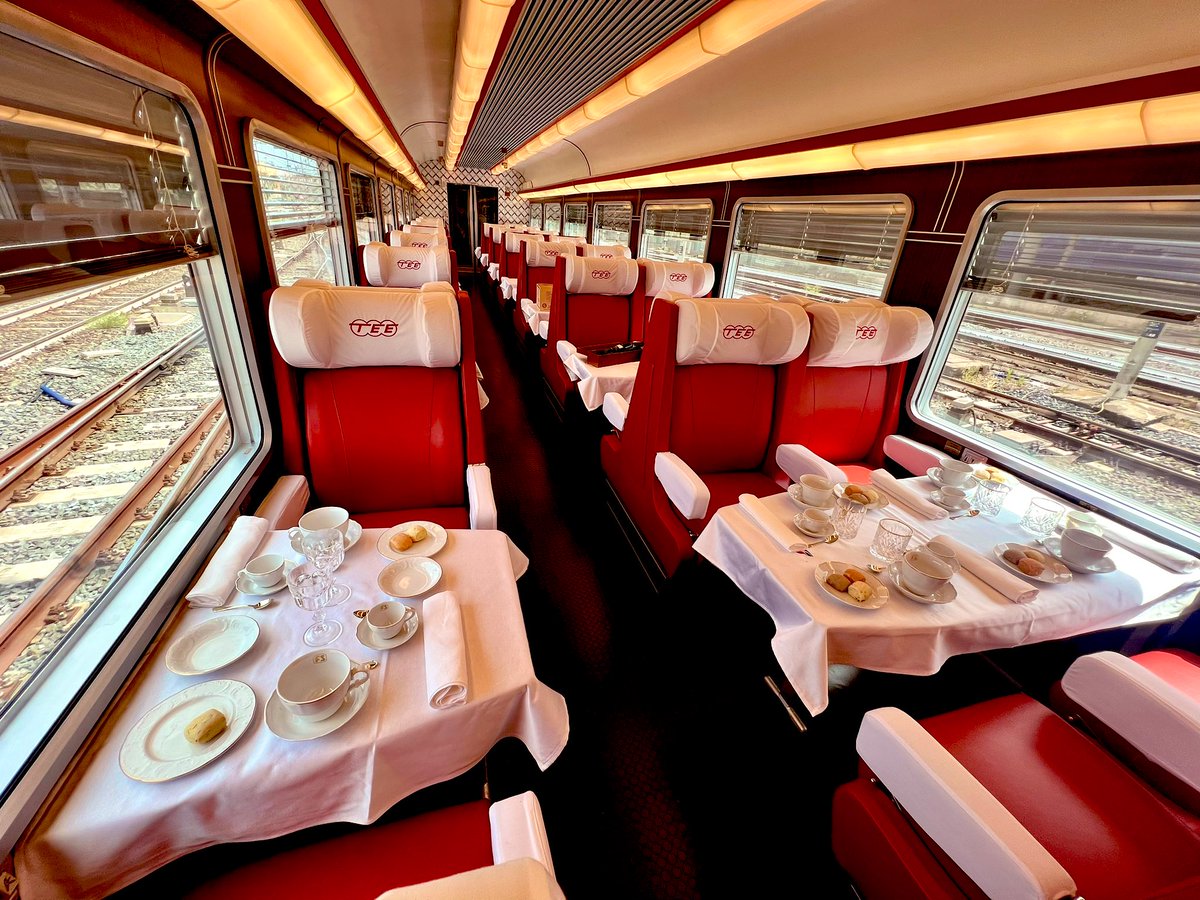 🇮🇹 Treni Turistici, state rail’s Restaurant/Bar/Sleeper - summer routes; Overnight • Cadore: Rome-Calalzo, Dolomites (& Venice) Day restaurant car, 1st & 2nd compartments • Versilia: Milan-Livorno • Riviera: Milan-Ventimiglia fstrenituristici.it - no dates/prices yet!