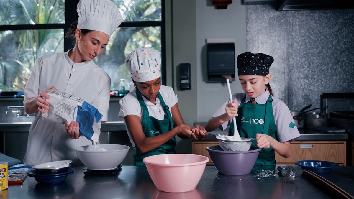 These Girl Scouts baked new cookie in effort to save coral reefs fox2detroit.com/news/girl-scou…