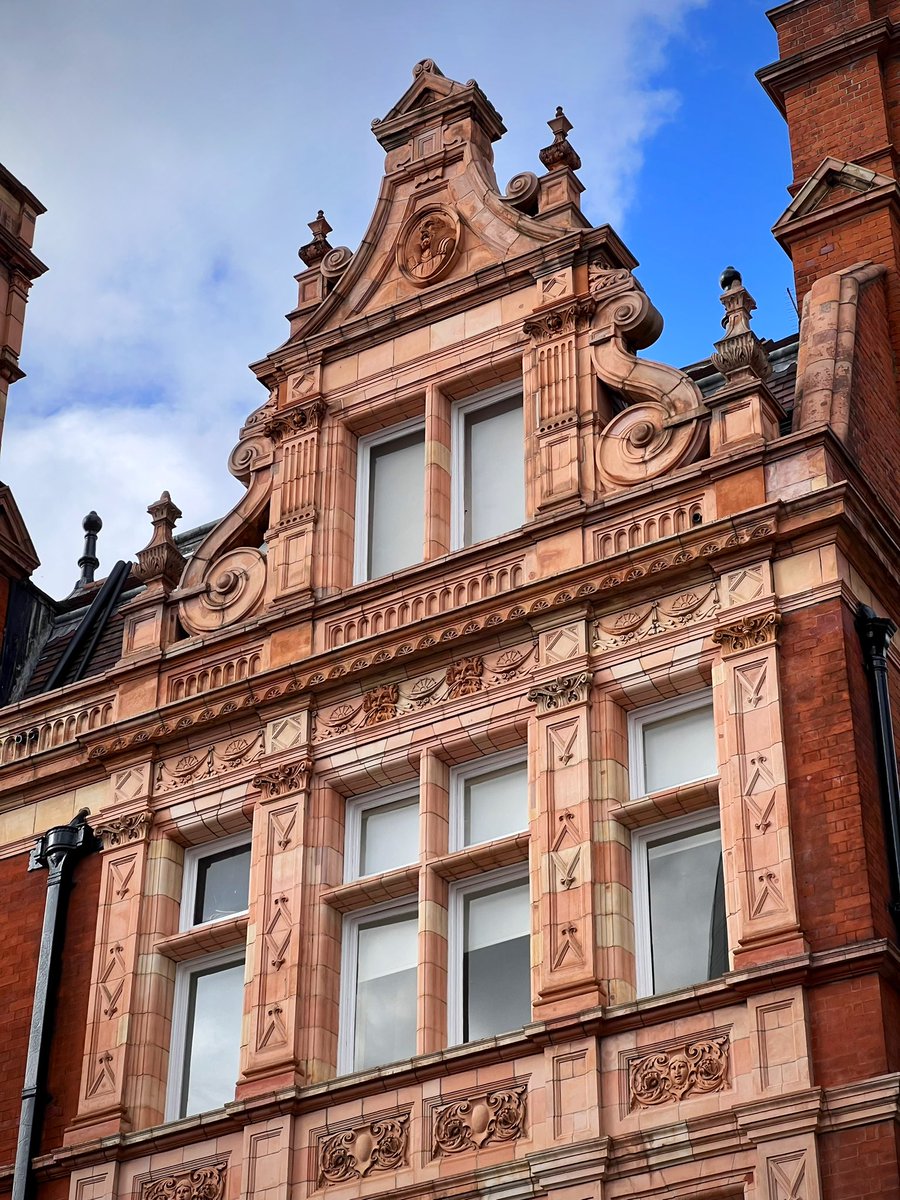 Good morning! A beautiful façade in Mayfair, London