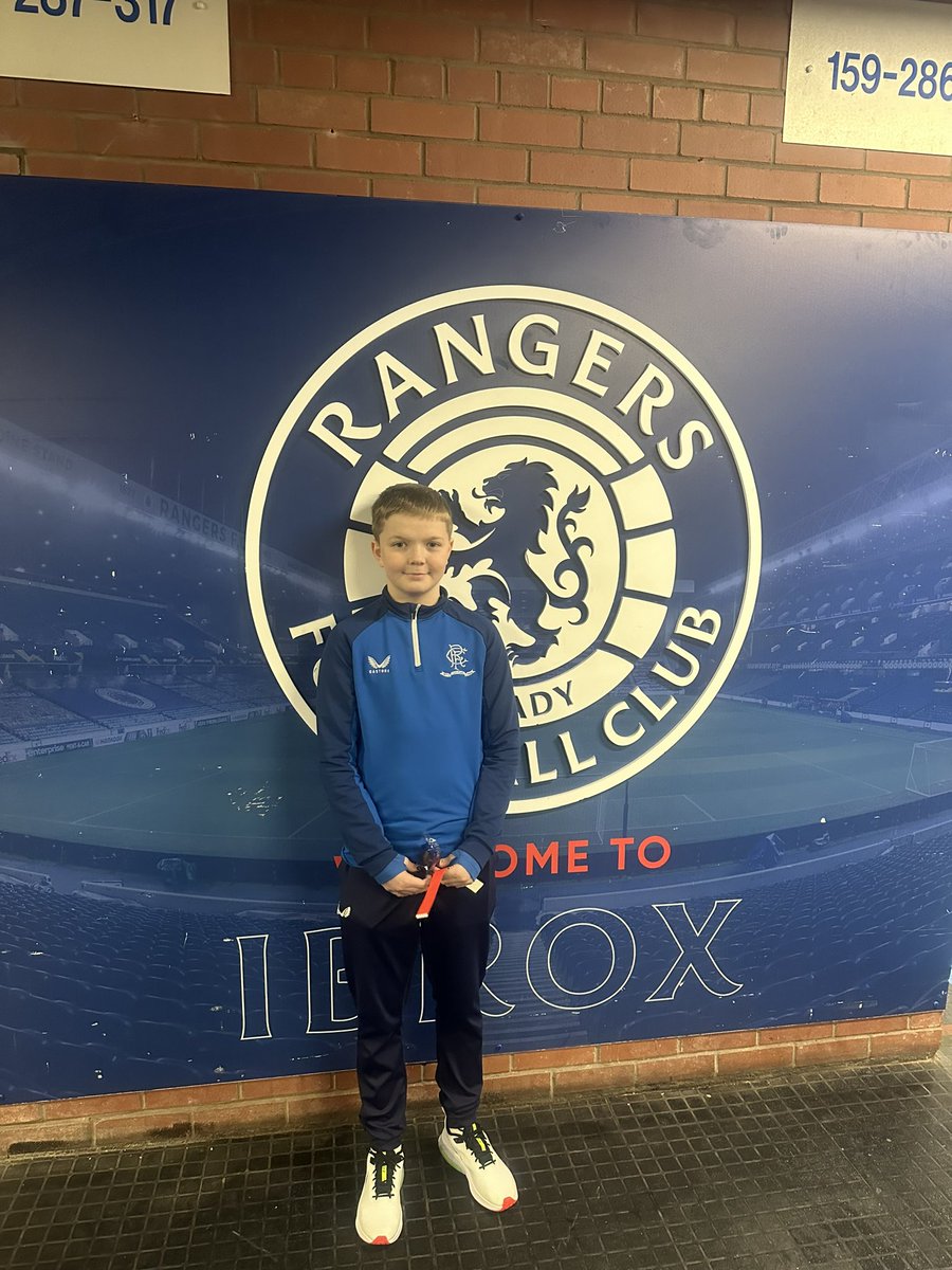 It’s run day 🏃🏻 12 is running 12 laps of the #Rangers pitch as part of #BroxisChallenge to raise money for #RangersCharityFoundation Massive thanks to those who have sponsored so far 💙💙 justgiving.com/page/ryanrunsf…