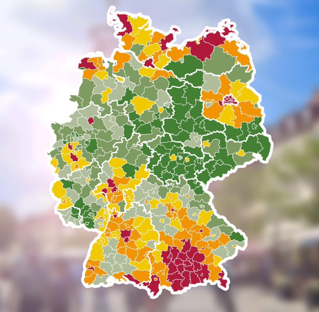 🇩🇪 Almanya'daki büyük şehirlerde konut piyasaları son derece sıkışık durumda. Frankfurter Allgemeine Zeitung'un haberine göre, önde gelen emlak portalı Immowelt tarafından yapılan bir araştırma, Almanya'nın en büyük 15 kentindeki kira fiyatlarının son iki yılda genel olarak…