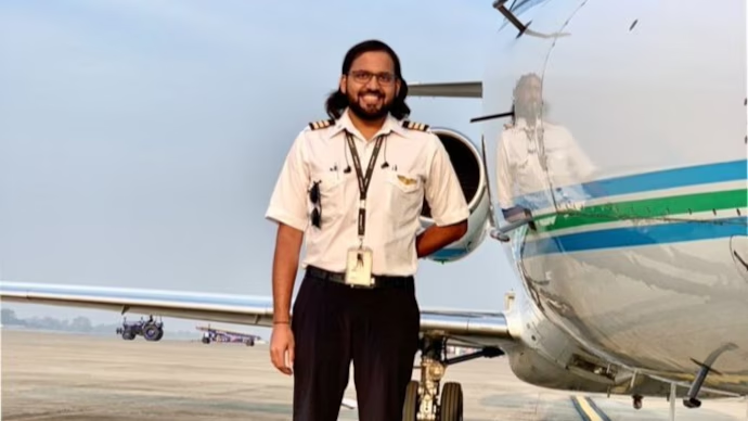 Pilot Gopichand Thotakura is set to become first Indian to travel into space as a tourist. He will travel to space as part of crew for Amazon founder Jeff Bezos' space company Blue Origin's New Shephard-25 (NS-25) mission
#GopichandThotakura